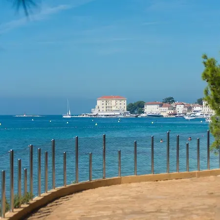 Saladinka Guest house