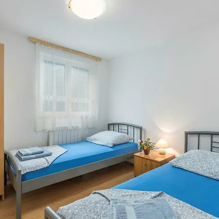 Saladinka Červar-Porat