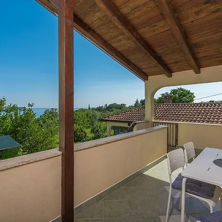 Saladinka Gasthof Červar-Porat